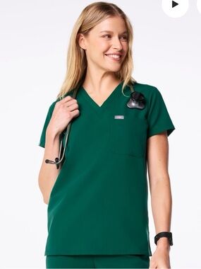 Figs Hunter Green Scrub Set